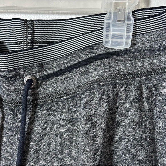 American Eagle Women Gray SweatPants Joggers size Small. - Picture 4 of 8